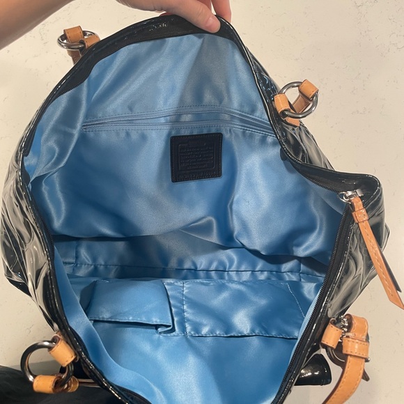 Vintage coach patent leather shoulder tote bag - Picture 12 of 12